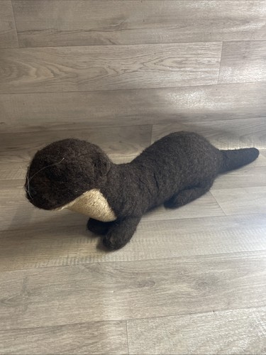Vintage alresford crafts - crafts, otter